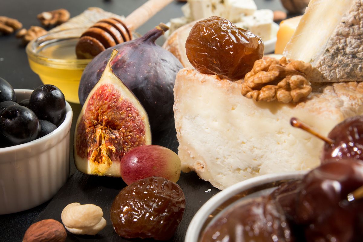 Zdravé zimní dobroty: Datle, fíky, vlašské ořechy a kaštany